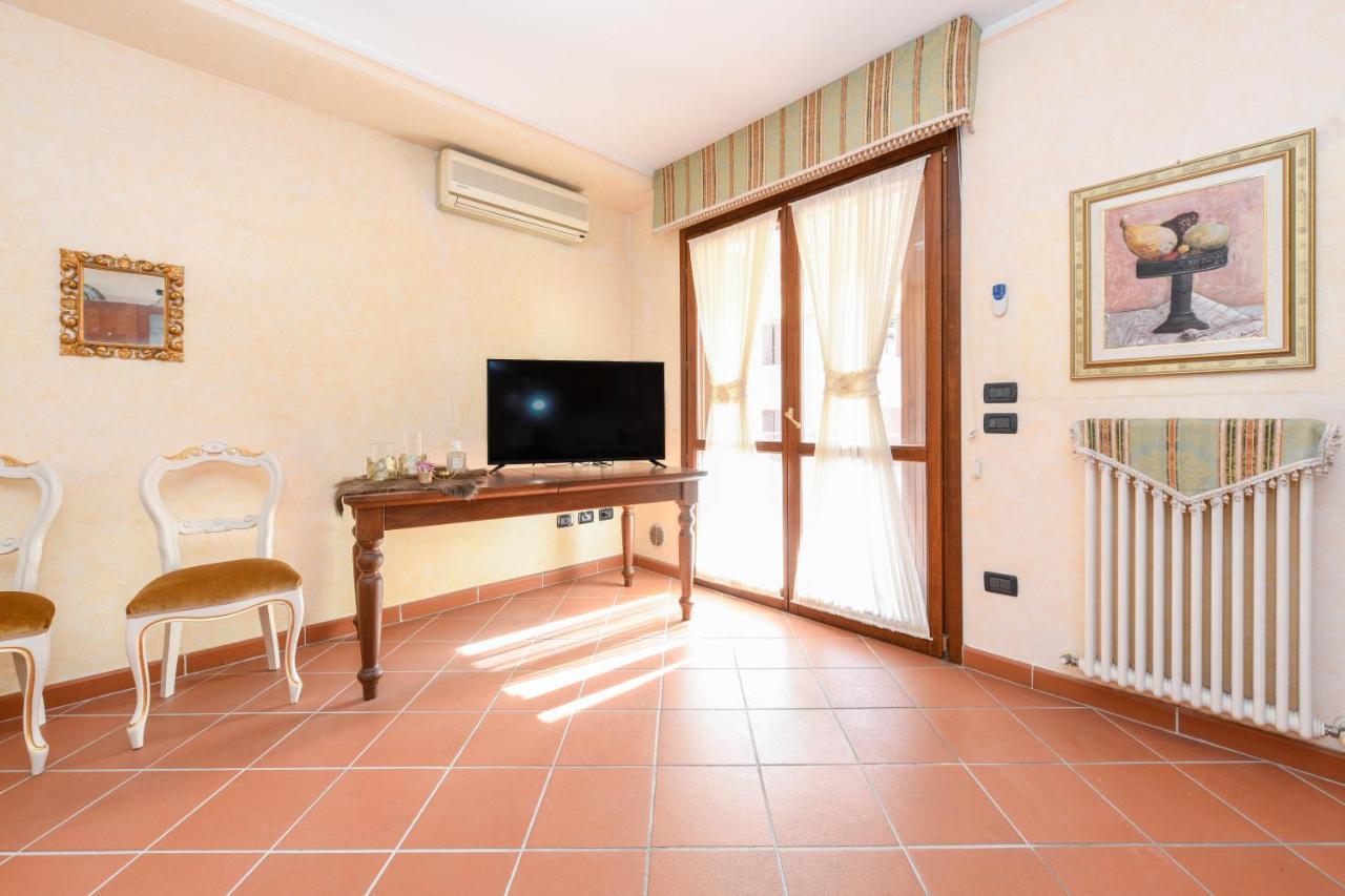 Prestige Apartment Sirmione Exteriör bild