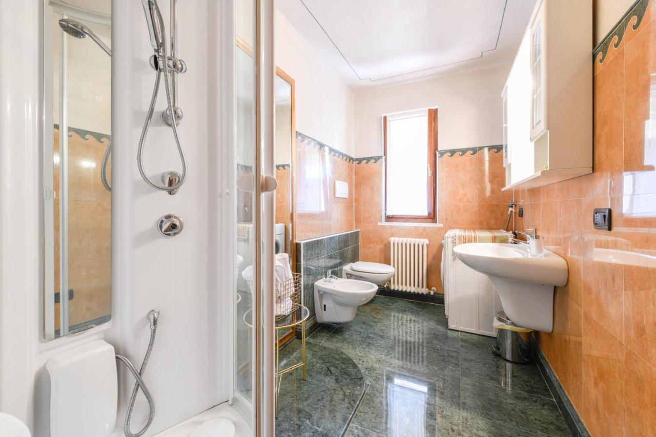 Prestige Apartment Sirmione Exteriör bild