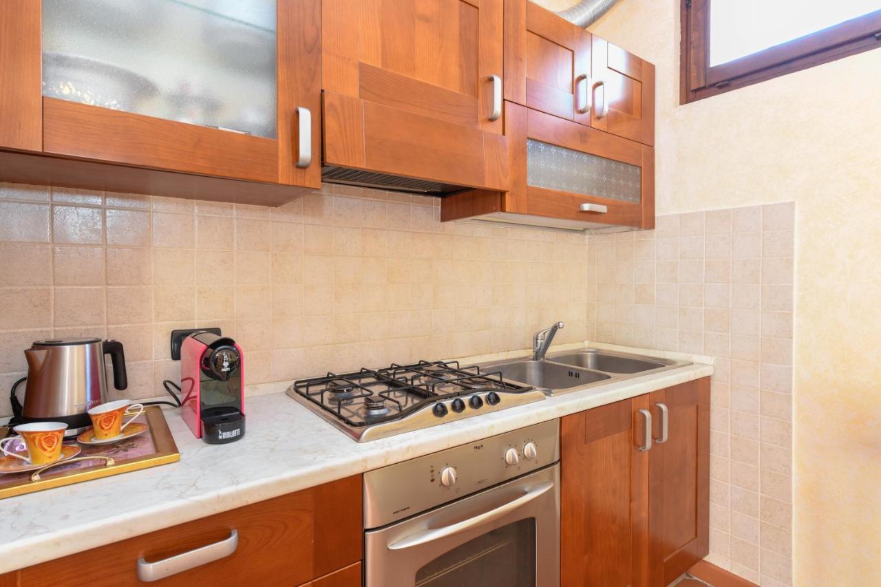 Prestige Apartment Sirmione Exteriör bild